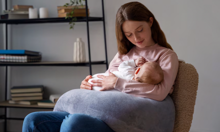 Dispositivo inteligente puede medir cuánta leche beben realmente los bebés amamantados