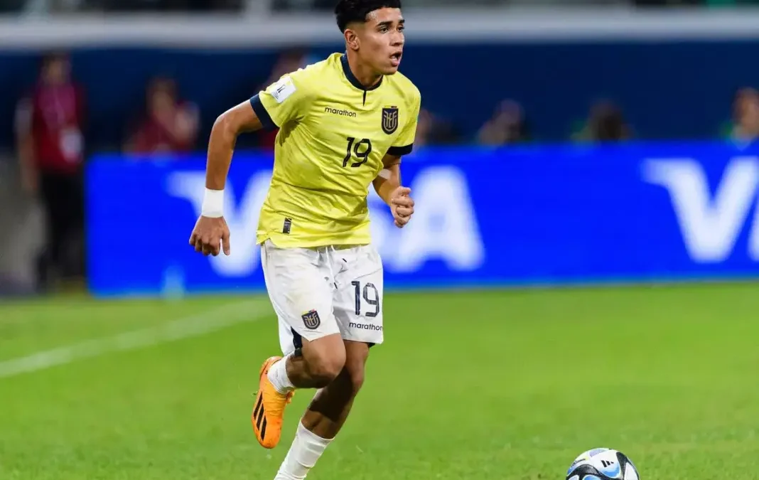 Kendry Páez regresó a Ecuador y apunta a la Tricolor