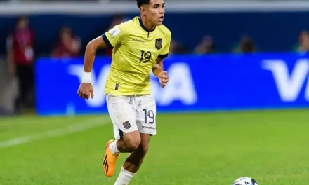 Kendry Páez regresó a Ecuador y apunta a la Tricolor