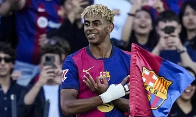 Lamine Yamal renueva por el Barça hasta 2031
