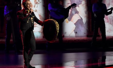 Alejandro Fernández opina sobre la polémica de los narcocorridos: “Hay derecho de expresión”