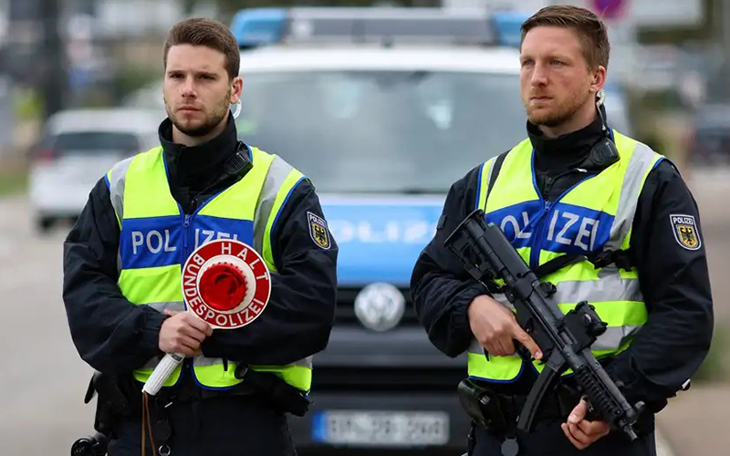 Alemania rechazará a solicitantes de asilo en las fronteras