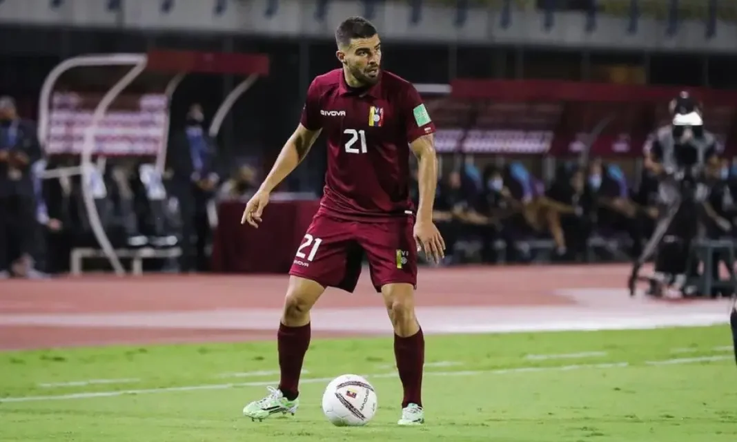 Tres jugadores de LigaPro convocados por Venezuela para las Eliminatorias