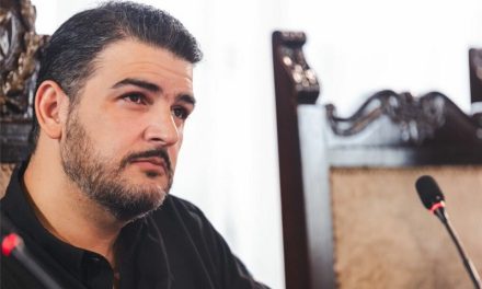 Aquiles Alvarez ofrece nuevas disculpas por orden del TCE