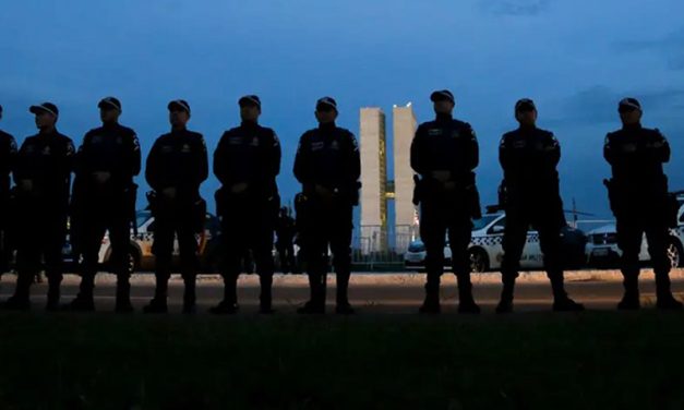 Exjefe militar confirma que Bolsonaro planteó posible golpe