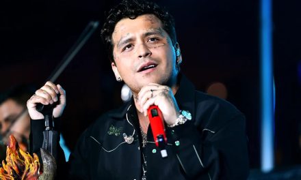 Christian Nodal vivió un incómodo momento en Japón por dejar propina