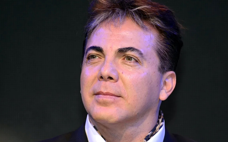 Cristian Castro quisiera compartir casa con su madre y su futura esposa