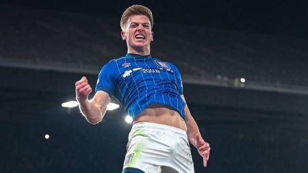 Joven promesa rechaza a gigantes de la Premier League para ser compañero de Moisés Caicedo