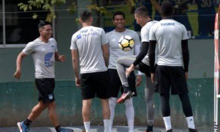 Exjugador de Emelec le ganó una demanda en la FIFA