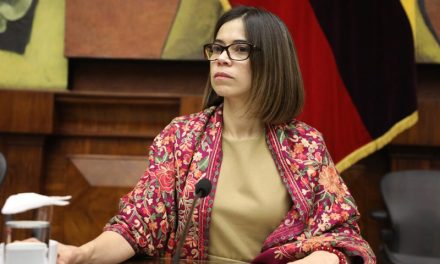 Asamblea Nacional tomó una decisión sobre la inmunidad de Esther Cuesta