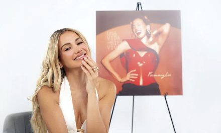Cantante Fanny Lu celebra 20 años de trayectoria con “Una vida bien vivida”