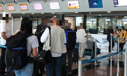 Galápagos suspende carnetización por 30 días: residentes deberán usar certificados temporales