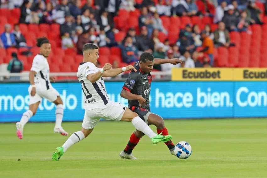CAMBIO DE HORARIO en el LDU vs. Técnico Universitario