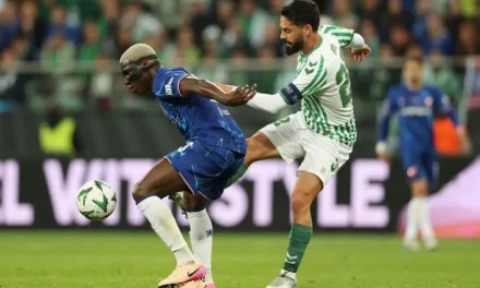 Los récords que logró Moisés Caicedo tras ser campeón con el Chelsea de la Conference League