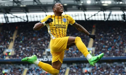 Pervis Estupiñán, en el radar del Manchester United