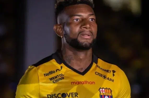 BSC respalda públicamente a Gustavo Valecilla tras el duro partido ante River Plate