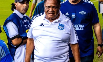 Jorge Guzmán pedirá explicaciones a los dos jugadores de Emelec que salieron expulsados