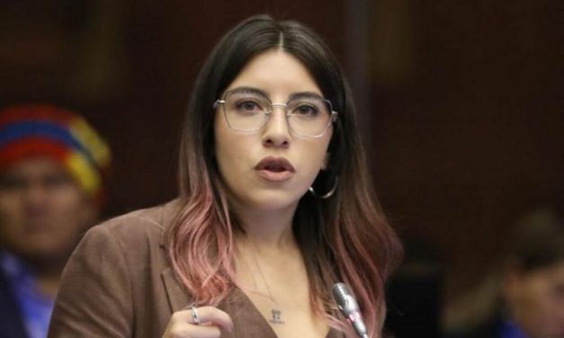 RC mostró su inconformidad con la Ley de Solidaridad Nacional en el primer debate