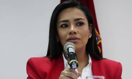 Jeannine Cruz renunció a su cargo en el Consejo de Comunicación