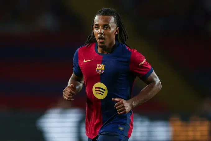 Koundé desmiente rotundamente haber criticado a Lewandowski: “No es periodismo inventar”