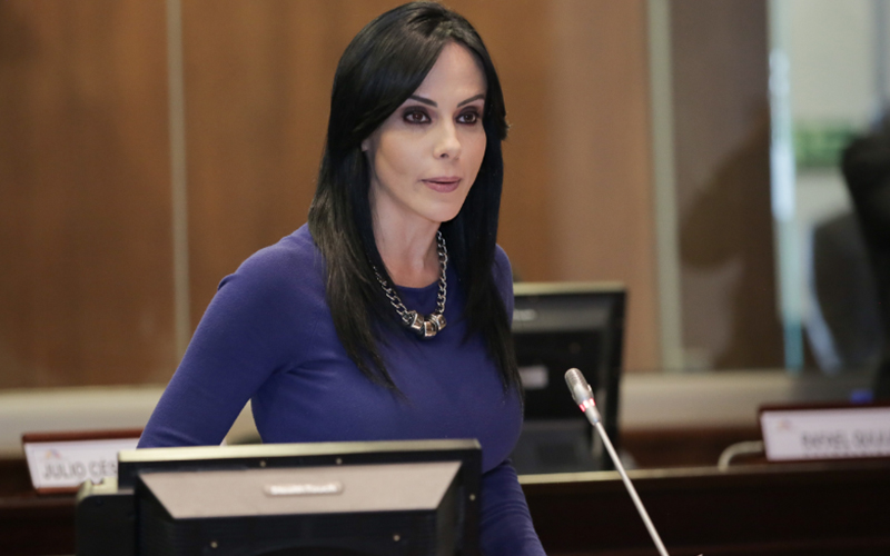 Marcela Holguín asume la gerencia general de Comunica EP y promete ‘una nueva etapa para los medios públicos’