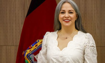 María Fernanda Racines es reelegida como vicealcaldesa de Quito