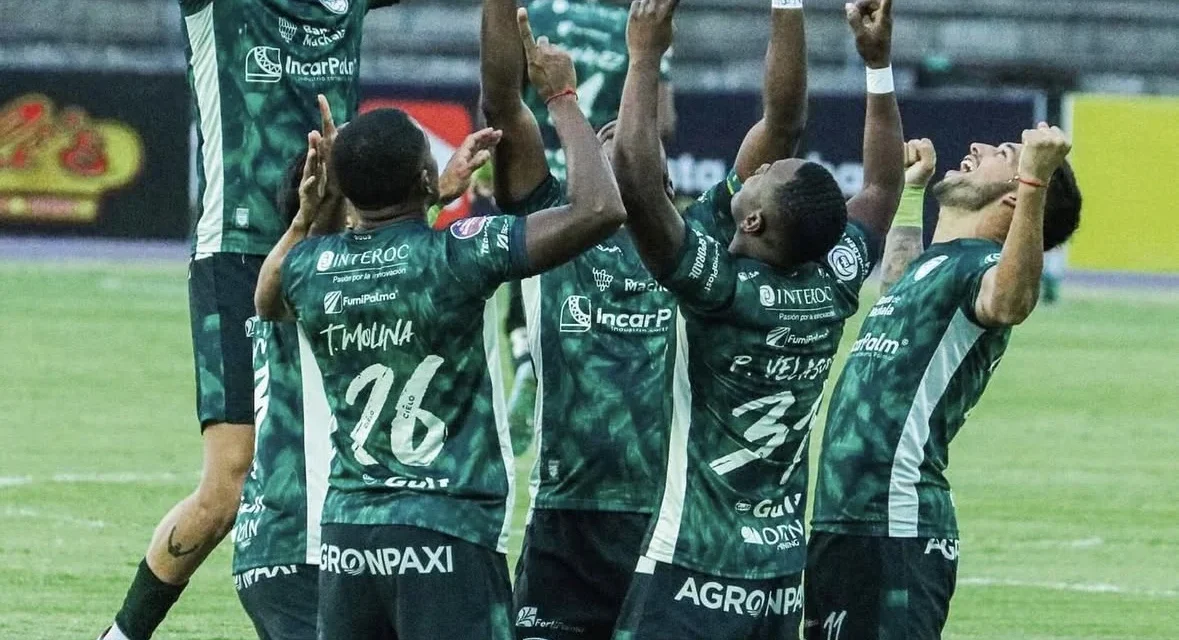 Remontada y goleada de Orense a Mushuc Runa en un show de goles