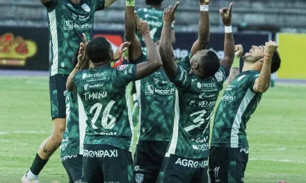 Remontada y goleada de Orense a Mushuc Runa en un show de goles