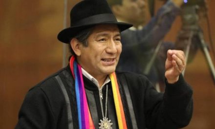 Quishpe defiende diálogos de Pachakutik con el Gobierno y lanza críticas a Iza: ‘Cuando el correísmo apoyó a los evasores, nadie dijo nada’