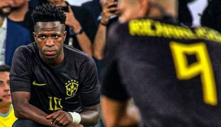 FIFA endurece sanciones por racismo: Millones en multas y descensos