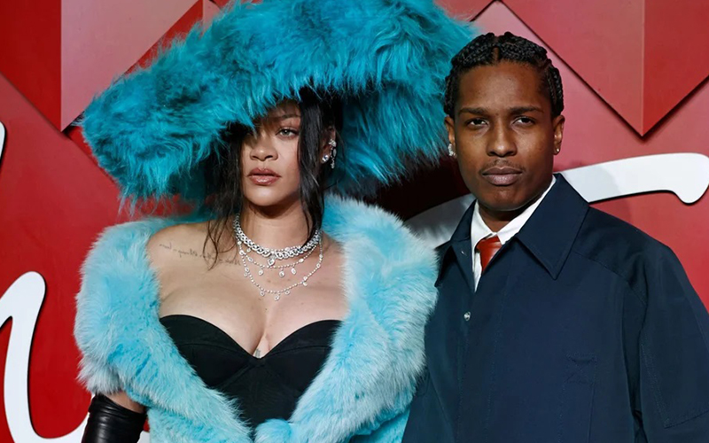 La cantante Rihanna dio contundente respuesta cuando le preguntaron sobre quién cuida a sus hijos