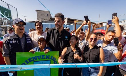 Alcalde Aquiles Alvarez inauguró el renovado parque en beneficio de 20.000 habitantes de Bastión Popular