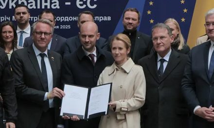 Ucrania y UE aprueban crear un tribunal para juzgar a Rusia