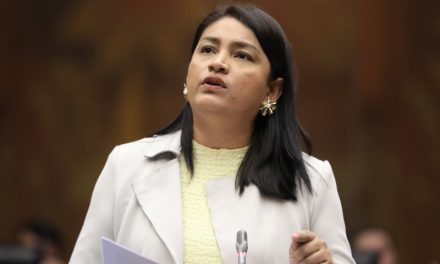 TCE ratifica sanción a Victoria Desintonio, asambleísta del correísmo
