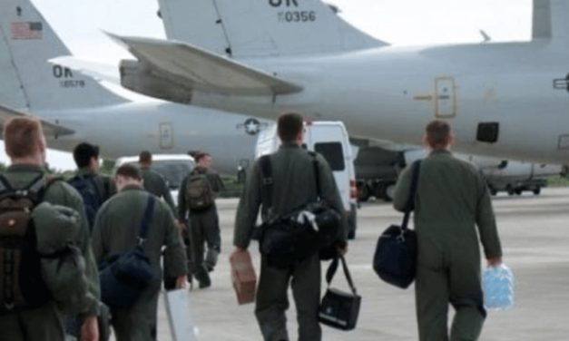 Asamblea da primer paso para permitir bases militares extranjeras en Ecuador