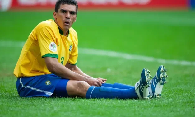 El excapitán de Brasil Lucio, hospitalizado por quemaduras
