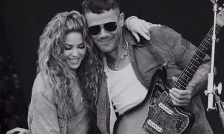Alejandro Sanz comparte un adelanto de ‘Bésame’, su nueva canción con Shakira: “Si existe algún riesgo de verme sin ti yo no quiero apostar”