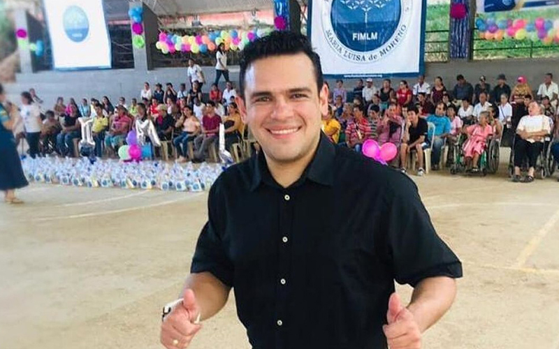 Asesinan a tiros a reconocido cantante de vallenato en calles de Bogotá