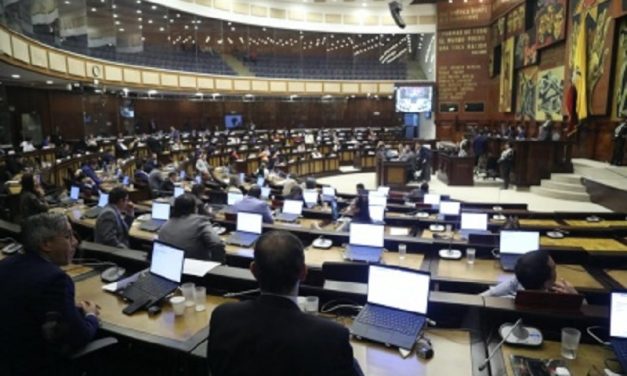 Asamblea censuró a Margarita Hernández, exsuperintendenta de Economía Popular y Solidaria