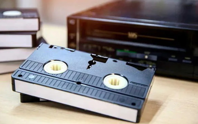 ¿Tienes varias cintas VHS guardadas? Así podrás digitalizarlas y conservar tus recuerdos para siempre