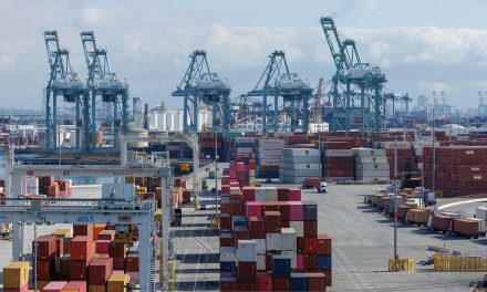 La Cámara de Comercio de EEUU pide a Trump levantar los aranceles para “evitar una recesión”
