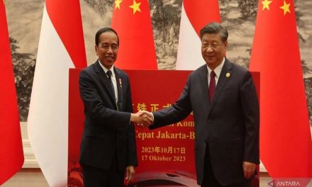 Indonesia y China amplían la cooperación económica y defienden el libre comercio
