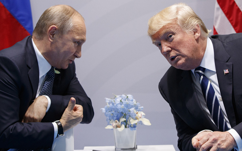 Trump y Putin hablan por teléfono sobre Ucrania