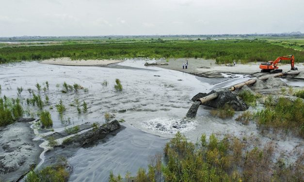 Tras multas acumuladas del 5%, se terminó unilateralmente el contrato del dragado del río Guayas