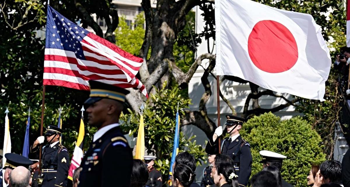EEUU y Japón mantendrán consultas para “lograr un comercio justo y recíproco”