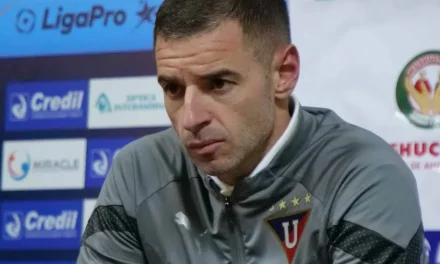Adrián Gabbarini no seguirá en Liga de Quito