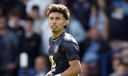 Jeremy Sarmiento regresa al Brighton tras finalizar su préstamo en Burnley