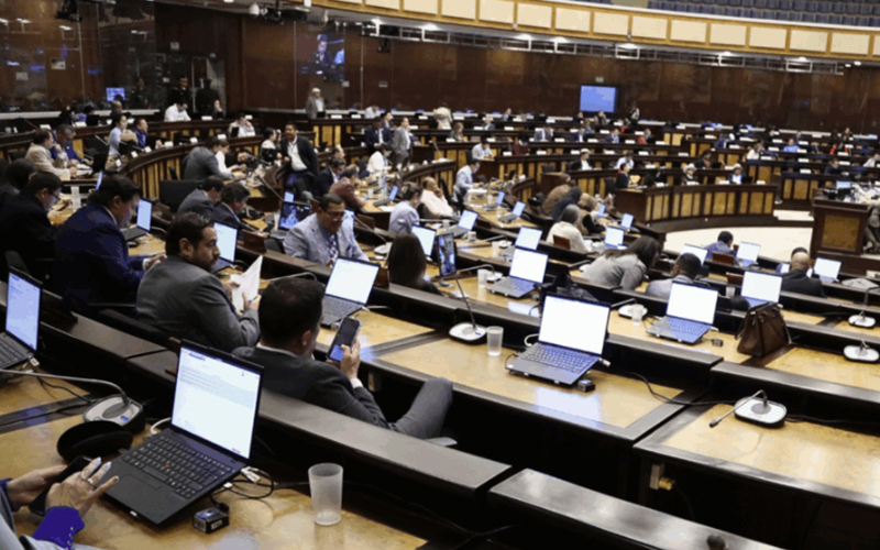 21 legisladores serán sancionados por faltar a la primera sesión plenaria de junio: Sistema informático para control de asistencia se refuerza en la Asamblea