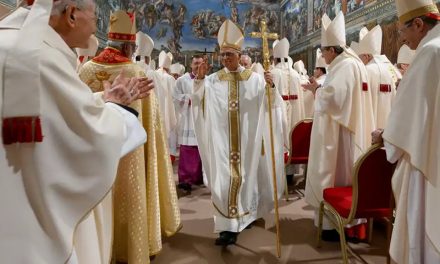 Primera misa del papa León XIV, en la Capilla Sixtina