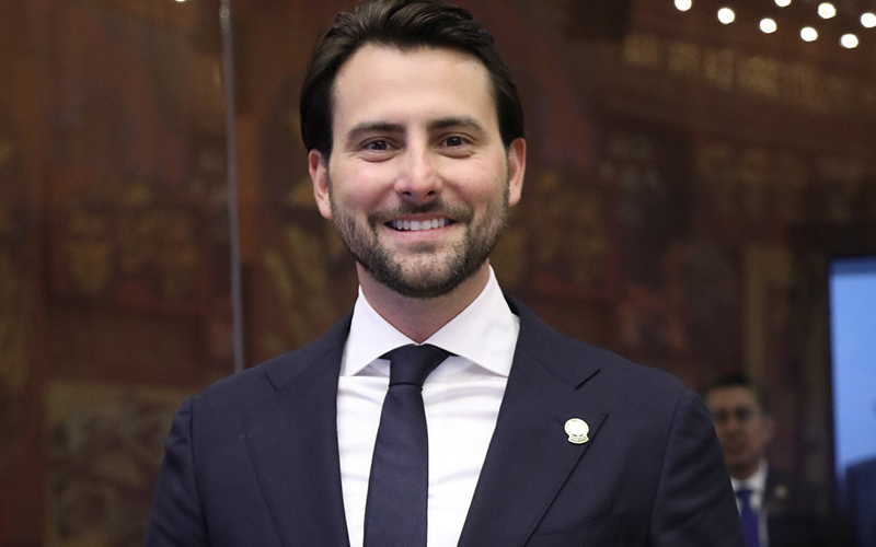 Niels Olsen, de hombre fuerte del turismo, a presidente de la Asamblea